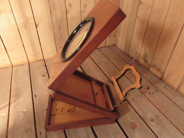 Victorian Graphoscope picture viewer